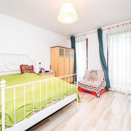 Green Garden Podgorze Apartment Wawelofts Cracóvia Exterior foto