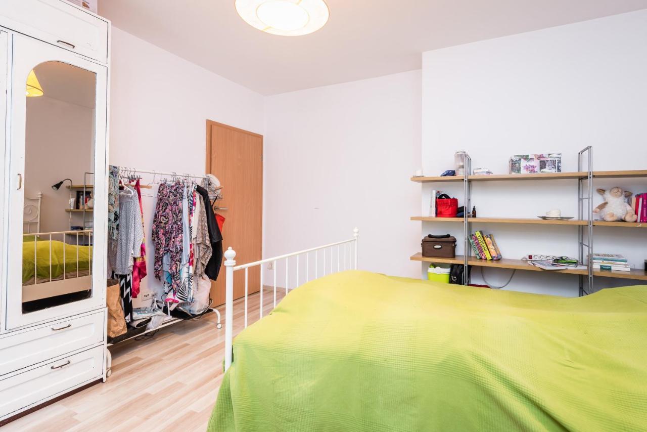 Green Garden Podgorze Apartment Wawelofts Cracóvia Exterior foto